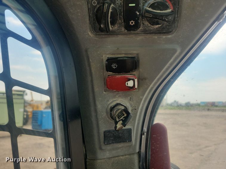 image for item DR4403 2019 Caterpillar 236D3 skid steer loader