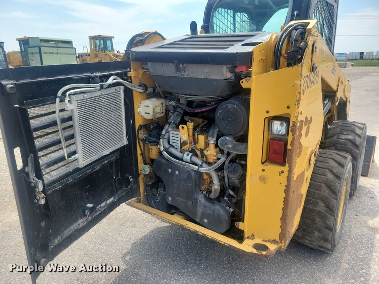 image for item DR4403 2019 Caterpillar 236D3 skid steer loader