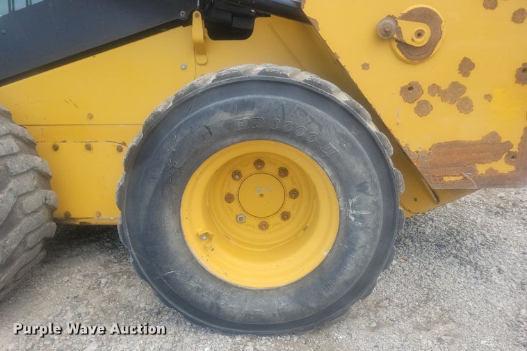 image for item DR4403 2019 Caterpillar 236D3 skid steer loader