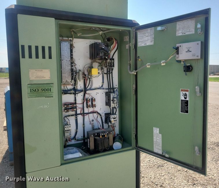 image for item DR4405 Sullair  3000/A air compressor