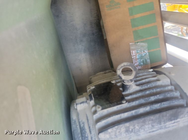 image for item DR4405 Sullair  3000/A air compressor