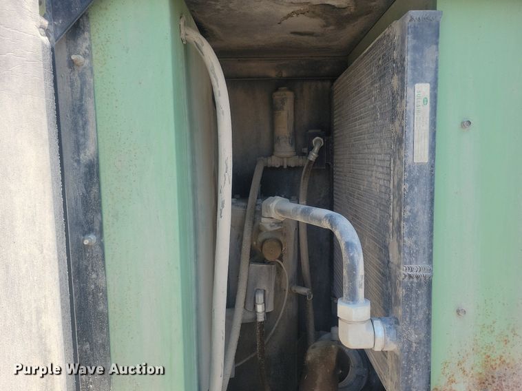 image for item DR4405 Sullair  3000/A air compressor