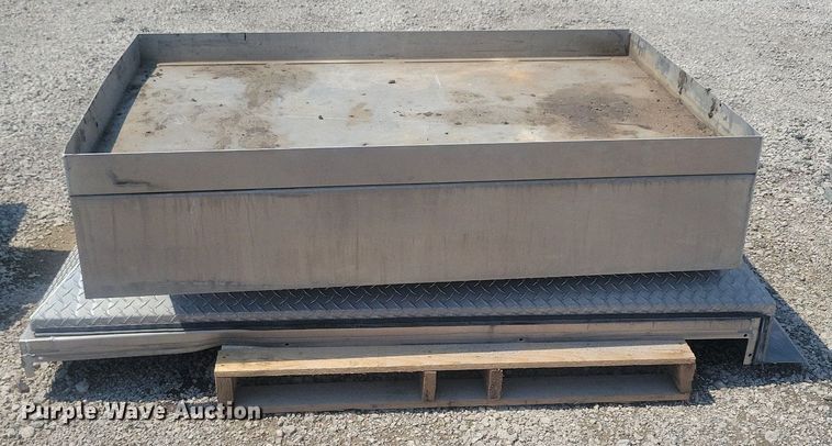 image for item DR4408 Highway Products toolbox