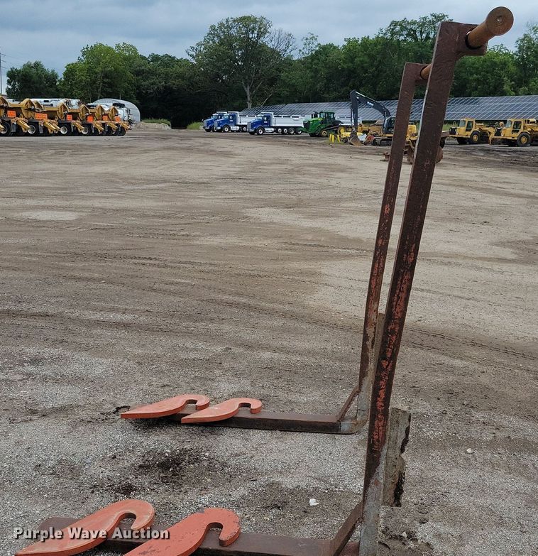 image for item DR4414 CTI loader forks 