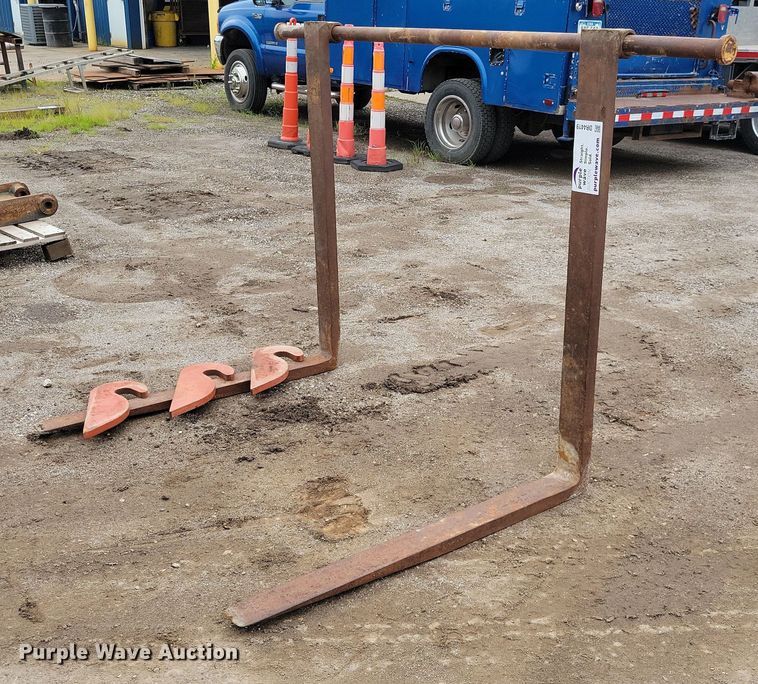 image for item DR4419 TMF loader forks