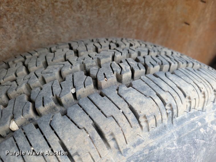 image for item DR4421 2005 Forest River Cargo Mate enclosed cargo trailer