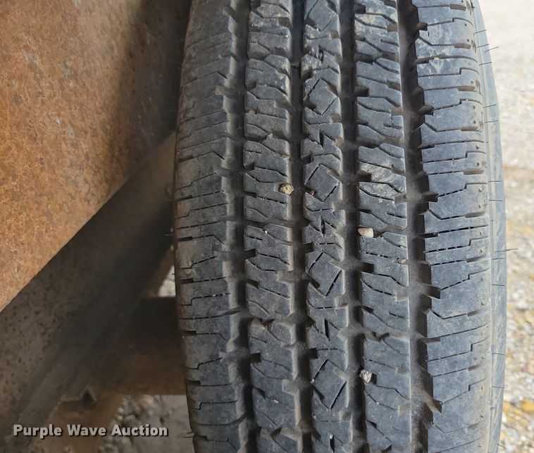 image for item DR4421 2005 Forest River Cargo Mate enclosed cargo trailer