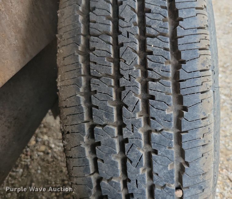 image for item DR4421 2005 Forest River Cargo Mate enclosed cargo trailer