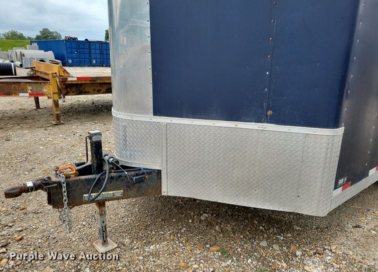 image for item DR4422 2005 Doolittle enclosed cargo trailer