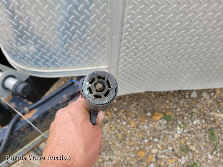 image for item DR4422 2005 Doolittle enclosed cargo trailer