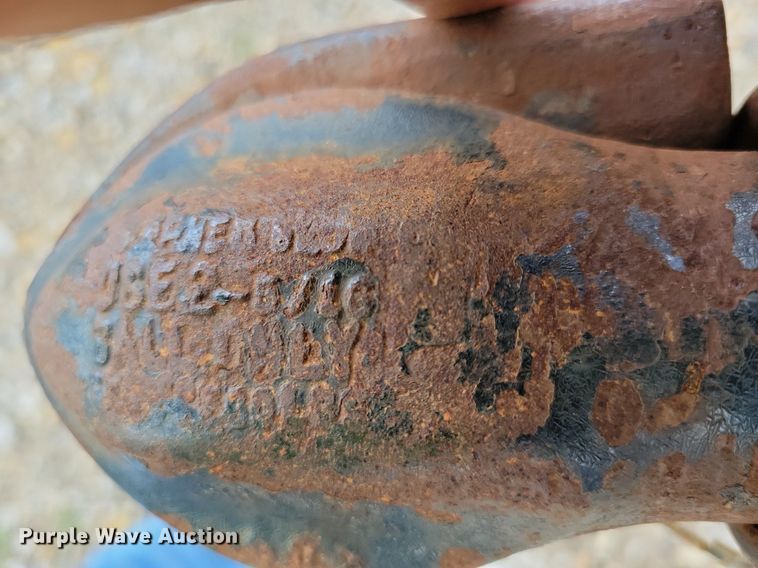 image for item DR4422 2005 Doolittle enclosed cargo trailer