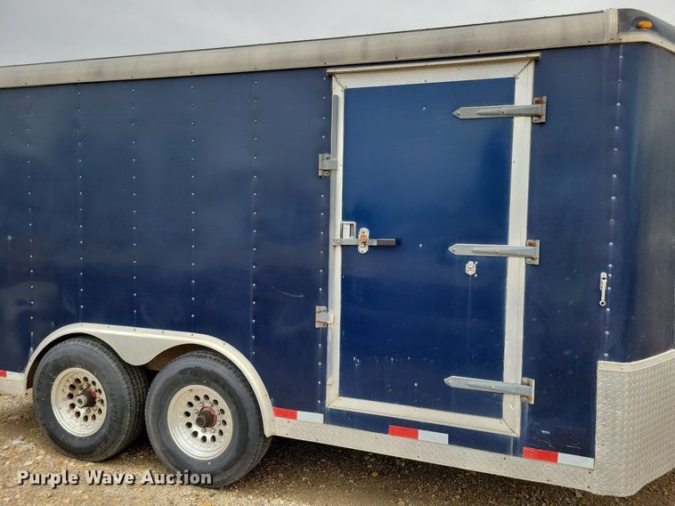 image for item DR4422 2005 Doolittle enclosed cargo trailer
