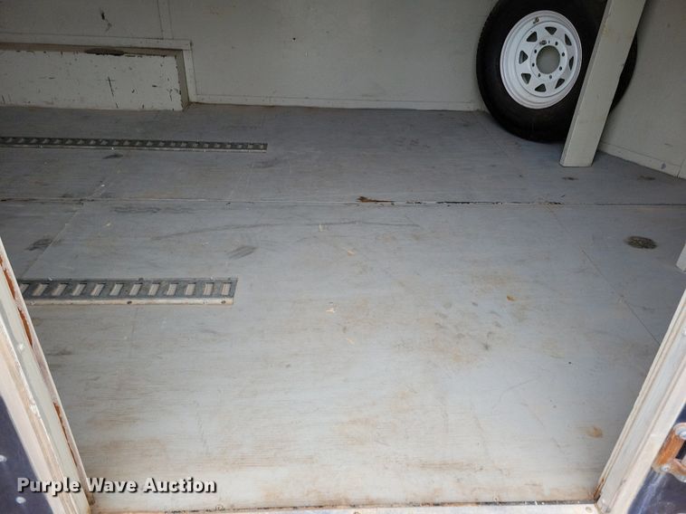 image for item DR4422 2005 Doolittle enclosed cargo trailer