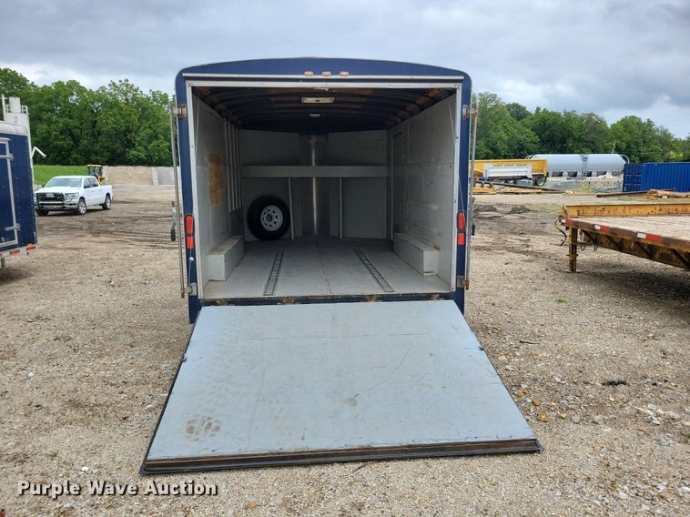 image for item DR4422 2005 Doolittle enclosed cargo trailer