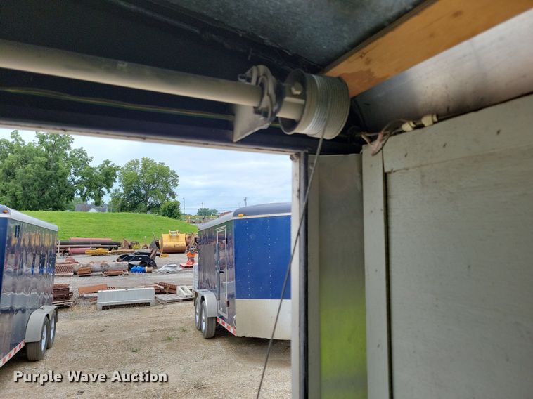 image for item DR4422 2005 Doolittle enclosed cargo trailer