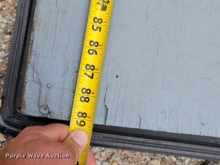 image for item DR4422 2005 Doolittle enclosed cargo trailer