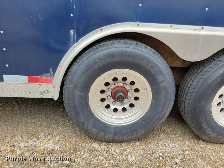 image for item DR4422 2005 Doolittle enclosed cargo trailer