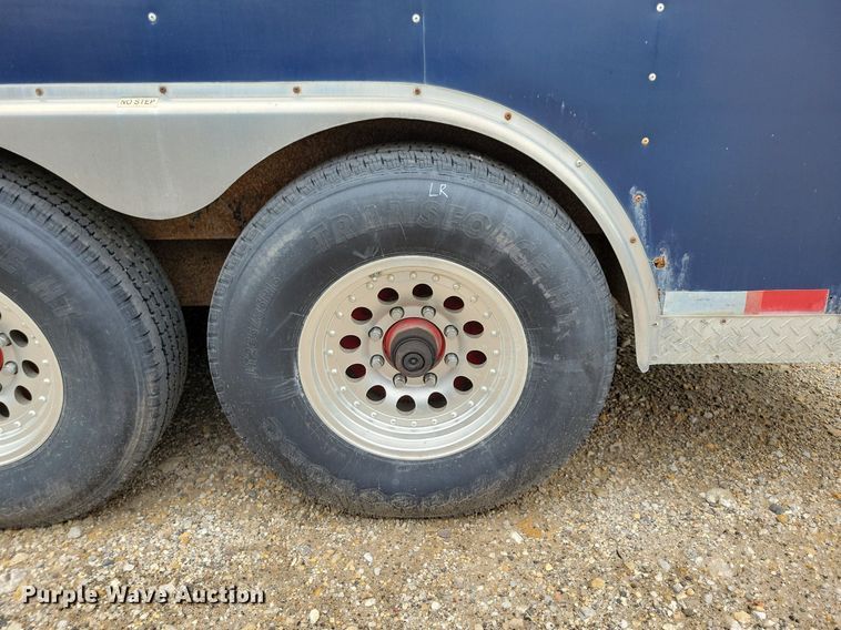 image for item DR4422 2005 Doolittle enclosed cargo trailer