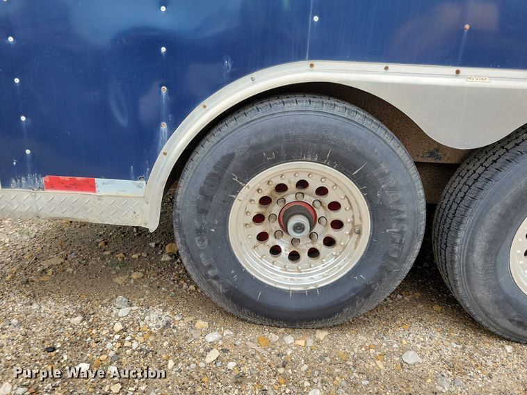 image for item DR4422 2005 Doolittle enclosed cargo trailer