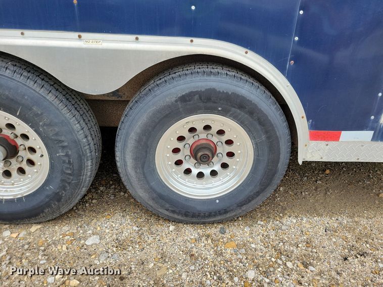 image for item DR4422 2005 Doolittle enclosed cargo trailer