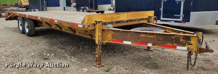 image for item DR4423 2005 Titan equipment trailer