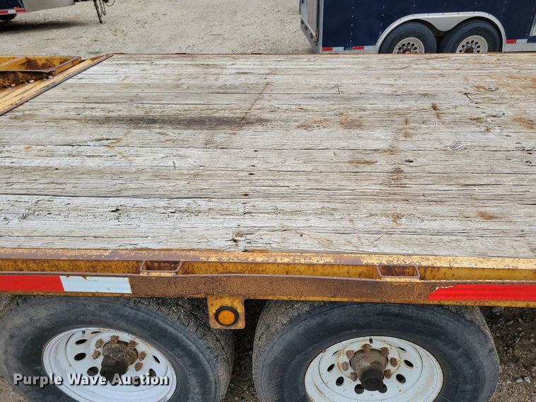 image for item DR4423 2005 Titan equipment trailer