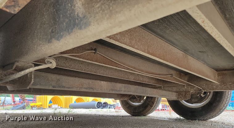 image for item DR4424 2012 Doolittle enclosed cargo trailer