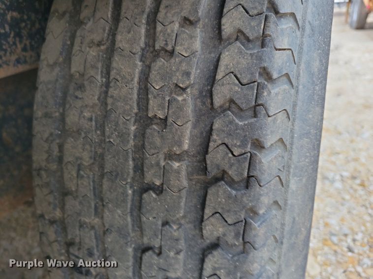 image for item DR4425 2012 Doolittle enclosed cargo trailer