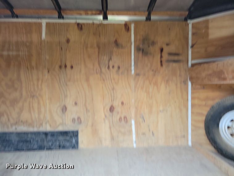 image for item DR4426 2005 Forest River Cargo Mate enclosed cargo trailer