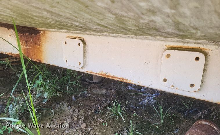 image for item DR4925 AGM water tank truck bed