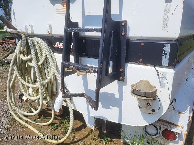 image for item DR4925 AGM water tank truck bed