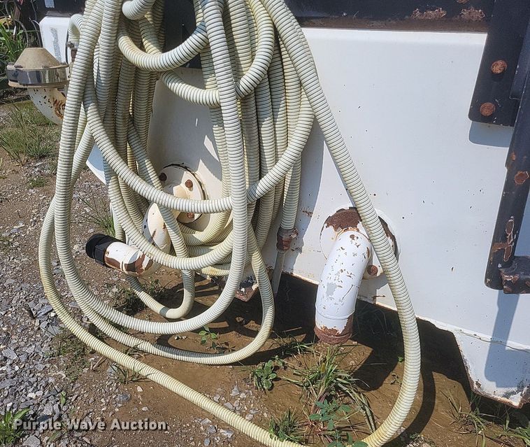 image for item DR4925 AGM water tank truck bed