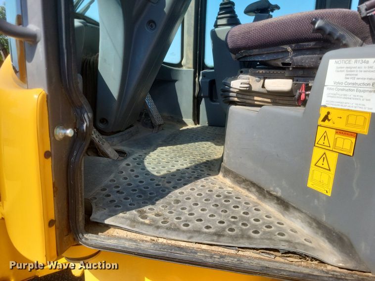 image for item DR4927 2014 Volvo L35G wheel loader