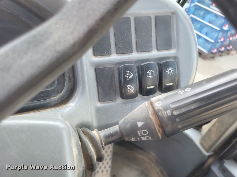 image for item DR4927 2014 Volvo L35G wheel loader