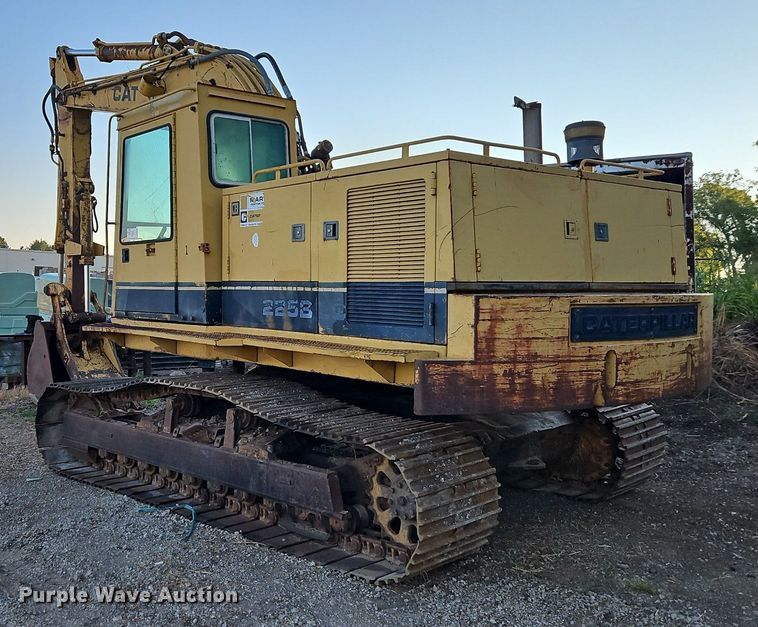 image for item DR8722 1990 Caterpillar  225B LC excavator