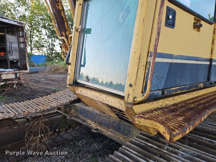 image for item DR8722 1990 Caterpillar  225B LC excavator