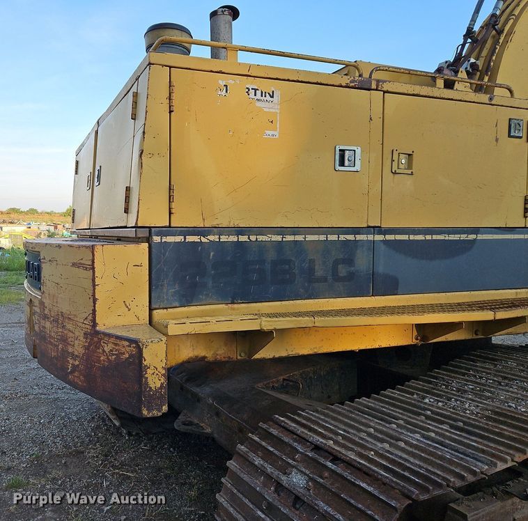 image for item DR8722 1990 Caterpillar  225B LC excavator