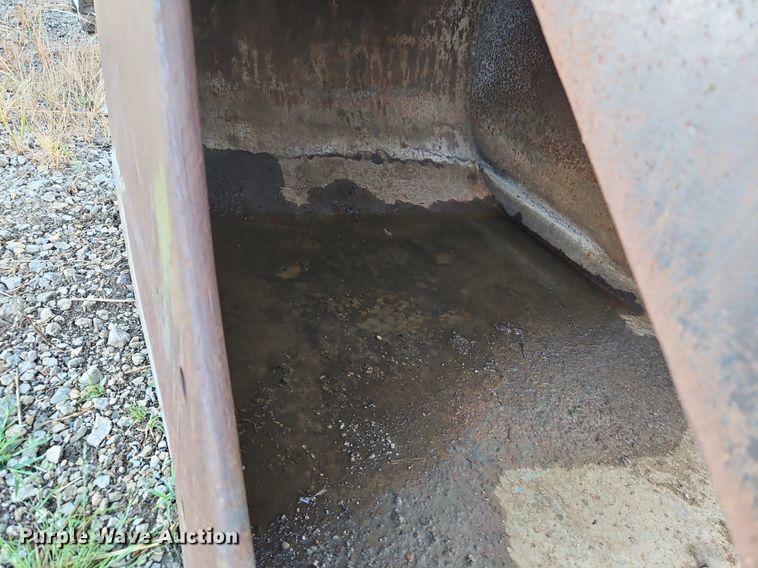 image for item DR8722 1990 Caterpillar  225B LC excavator