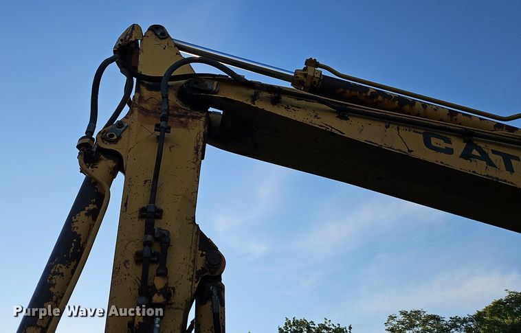 image for item DR8722 1990 Caterpillar  225B LC excavator