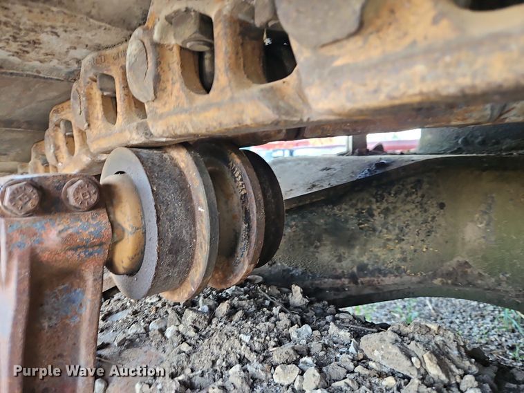 image for item DR8722 1990 Caterpillar  225B LC excavator