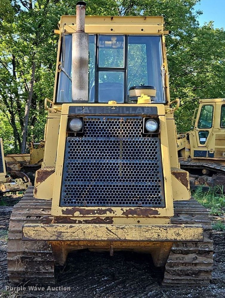 image for item DR8736 1987 Caterpillar  963 track loader