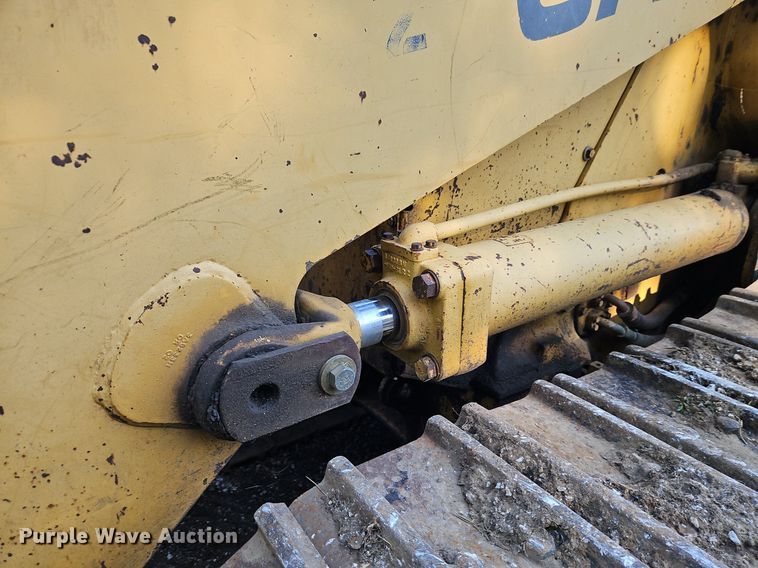 image for item DR8736 1987 Caterpillar  963 track loader