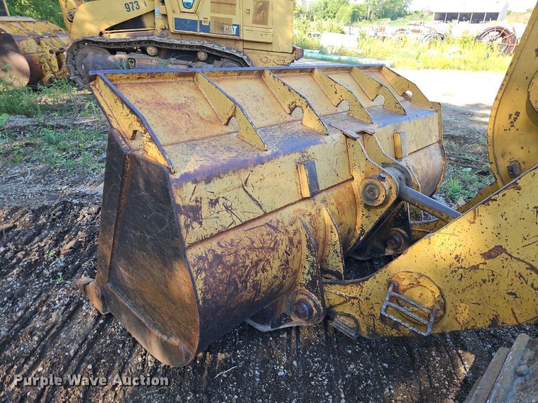 image for item DR8736 1987 Caterpillar  963 track loader