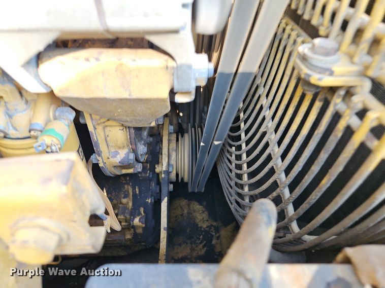 image for item DR8736 1987 Caterpillar  963 track loader