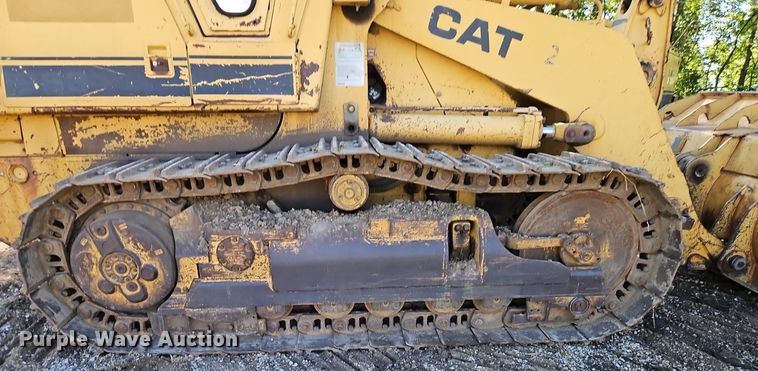 image for item DR8736 1987 Caterpillar  963 track loader