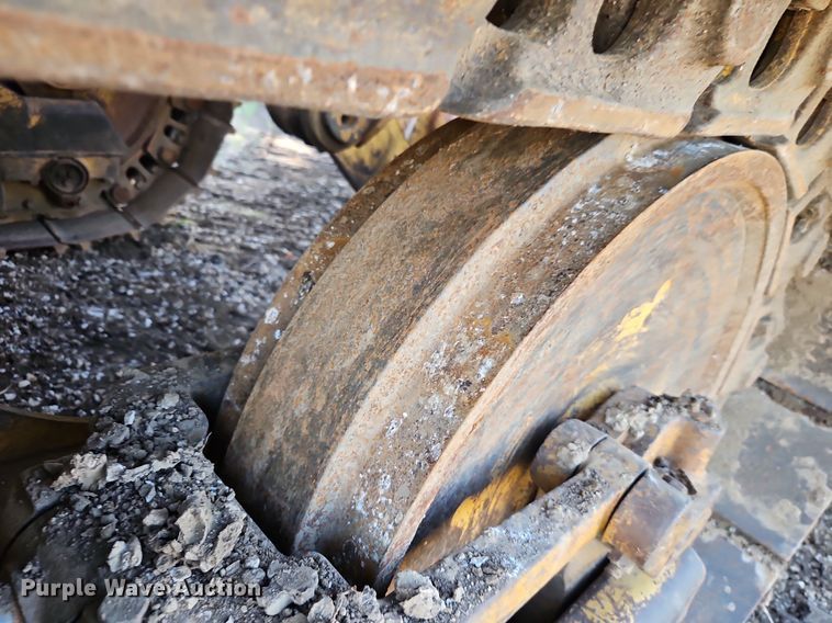 image for item DR8736 1987 Caterpillar  963 track loader