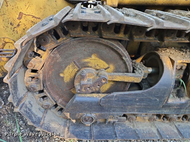image for item DR8736 1987 Caterpillar  963 track loader
