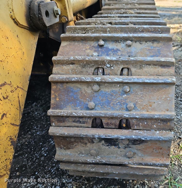 image for item DR8736 1987 Caterpillar  963 track loader