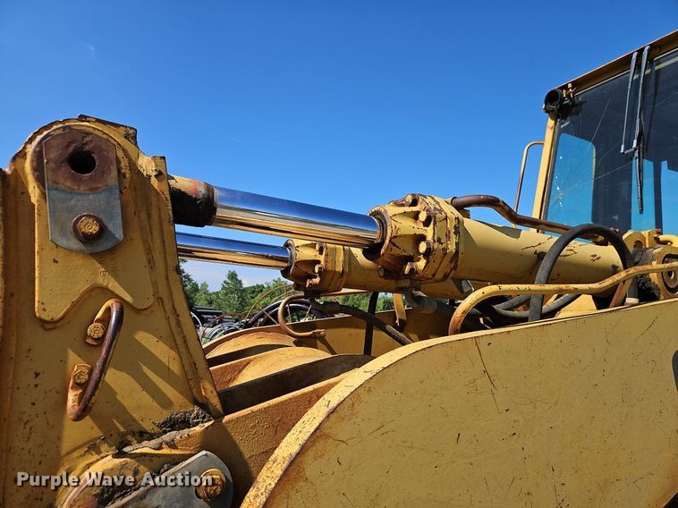 image for item DR8737 1988 Caterpillar  973 Z track loader