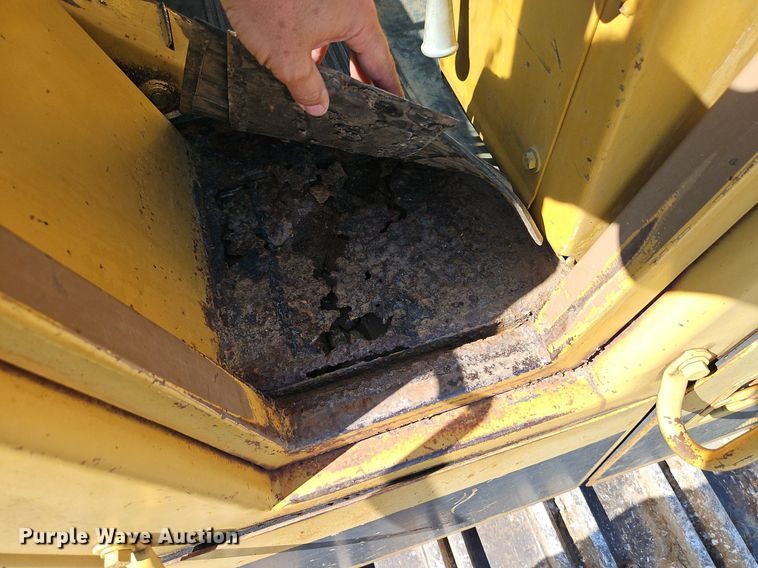 image for item DR8737 1988 Caterpillar  973 Z track loader